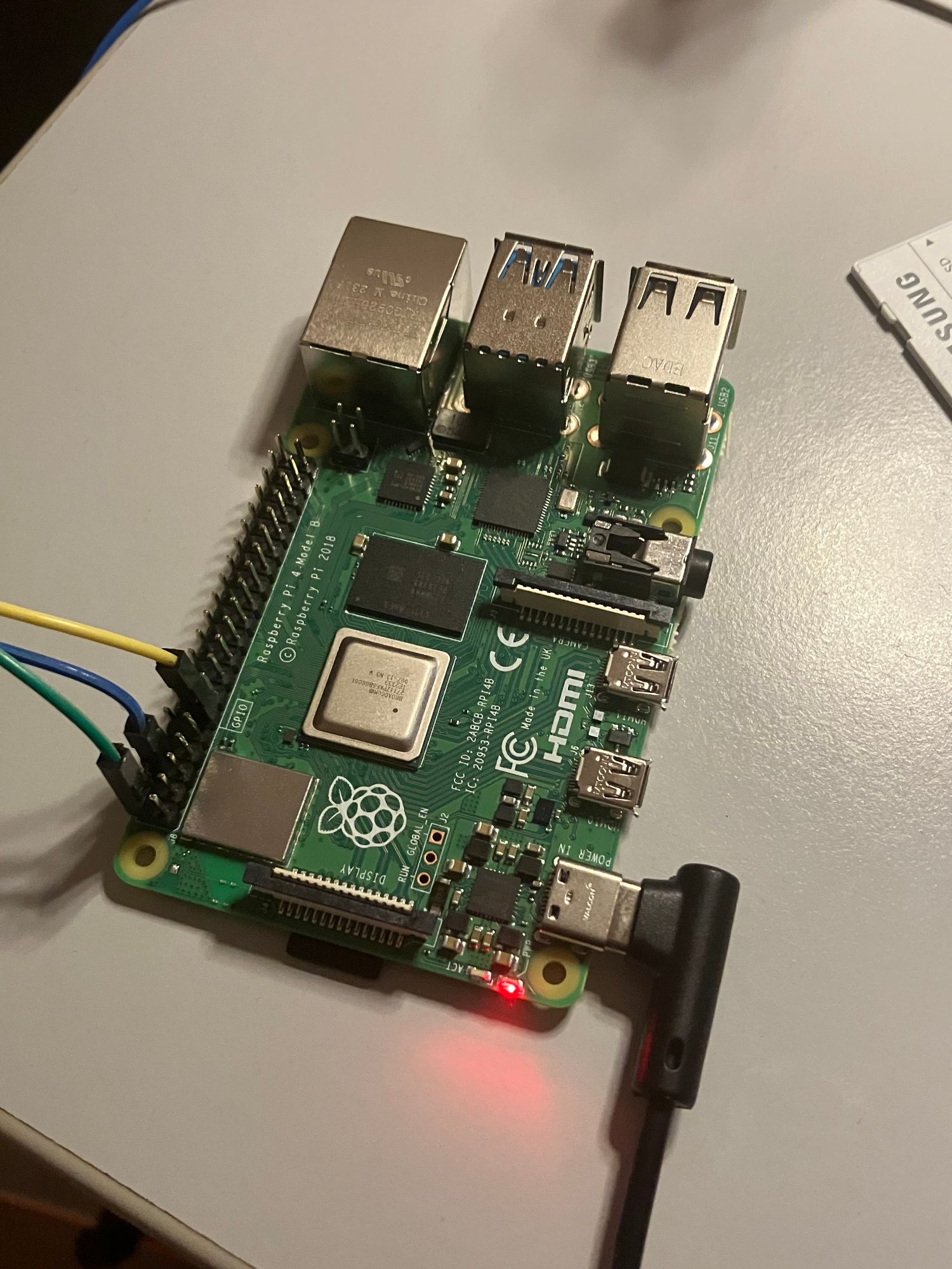 Raspberry Pi 4